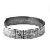 Pulseira rígida antiga