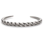 Pulseira rígida de aço torcido prata