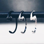 Pulseira rígida forma de machado
