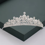 Tiara com diamantes valor por defeito título