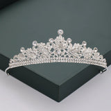 Tiara com diamantes valor por defeito título